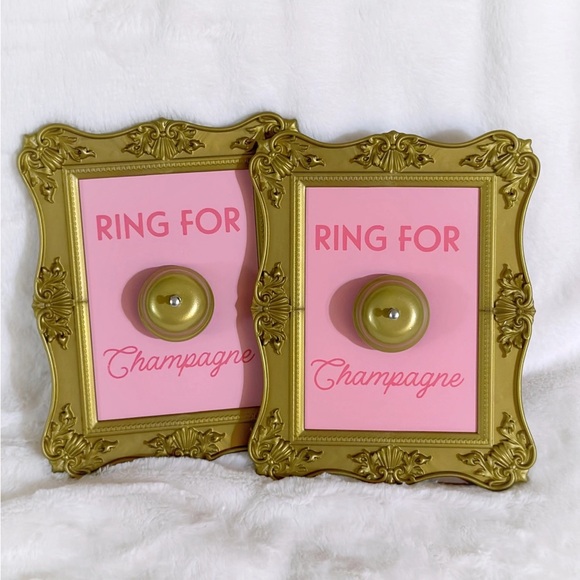 NWT! 🥂Target Bullseye Ring For Champagne - Bell Sign - Picture 2 of 4
